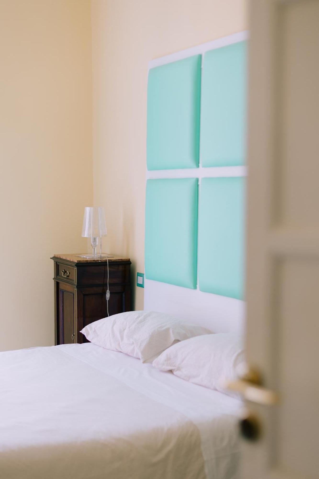 Residenze Storiche Vestuti เอโบลิ ภายนอก รูปภาพ