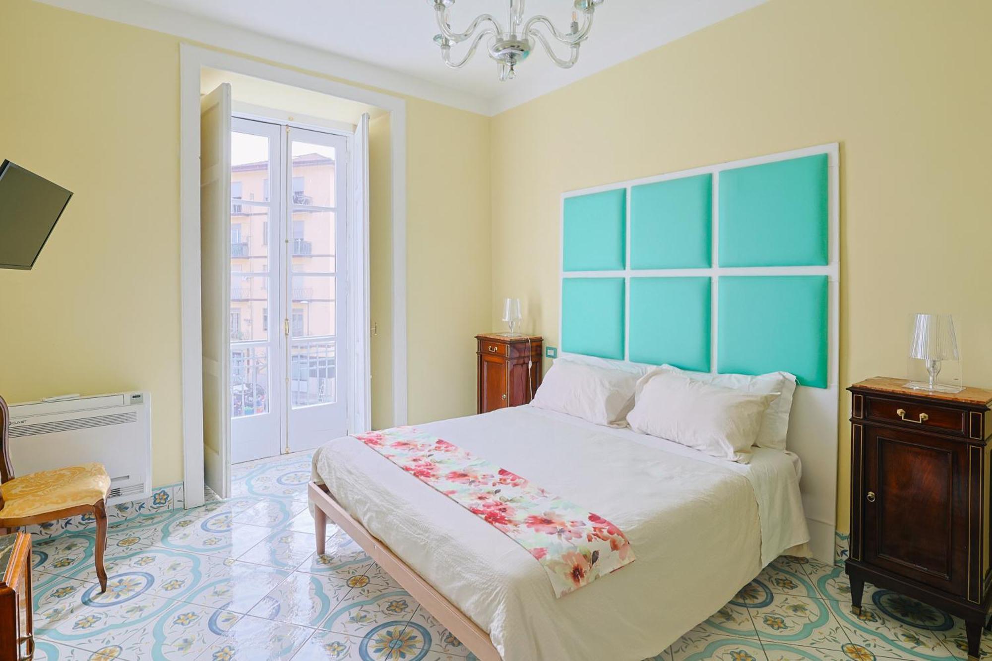Residenze Storiche Vestuti เอโบลิ ภายนอก รูปภาพ